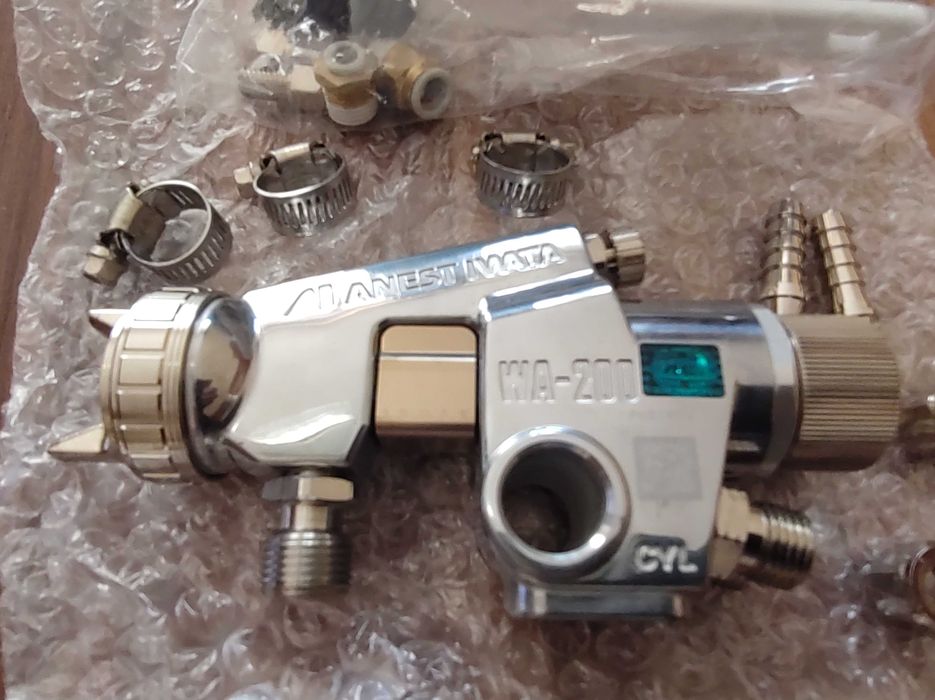 Automatyczny pistolet lakierniczy Anest Iwata WA200 152P K2 + części !