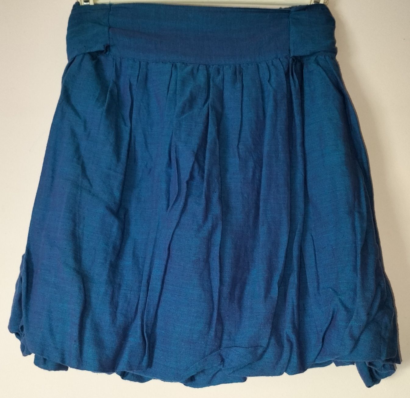Saia Azul com Bolsos