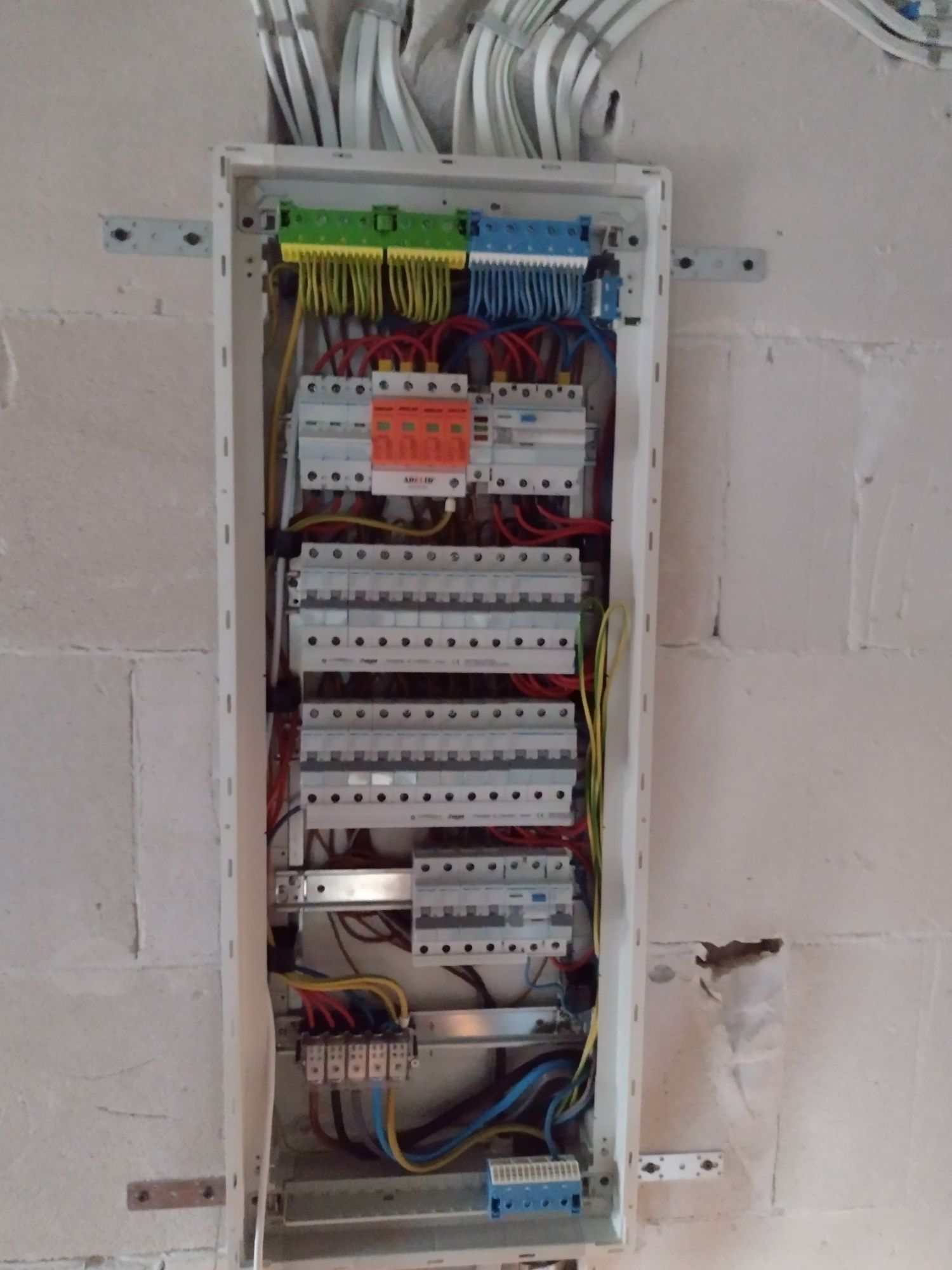 Elektryk, instalacje elektryczne, napędy do bram, wideofony, płyty ind