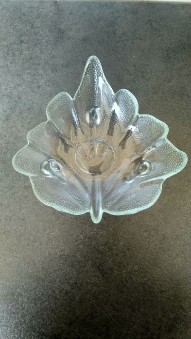 Miseczka w kształcie liścia