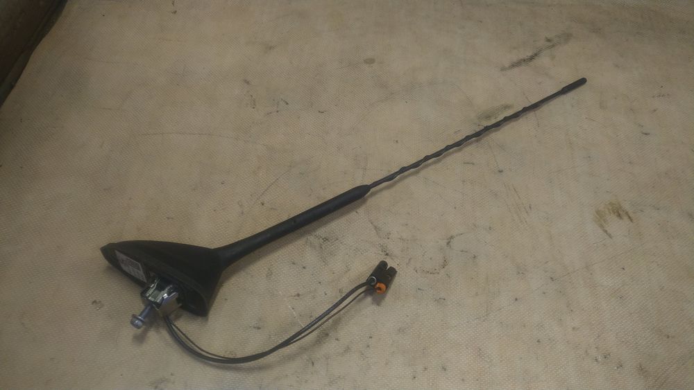 ) Focus Mk3 antena dachowa