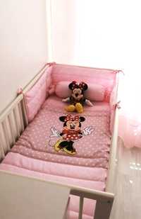 Edredon Minnie com resguardo  cama de bebe