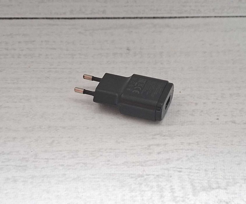 Lg Oryginalna Ładowarka Sieciowa Mcs 02ED 0.85A