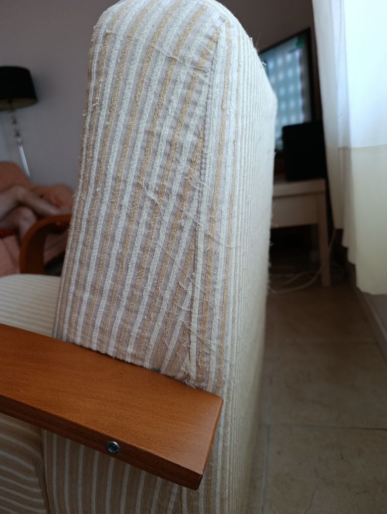 Cadeirão  estilo italiano