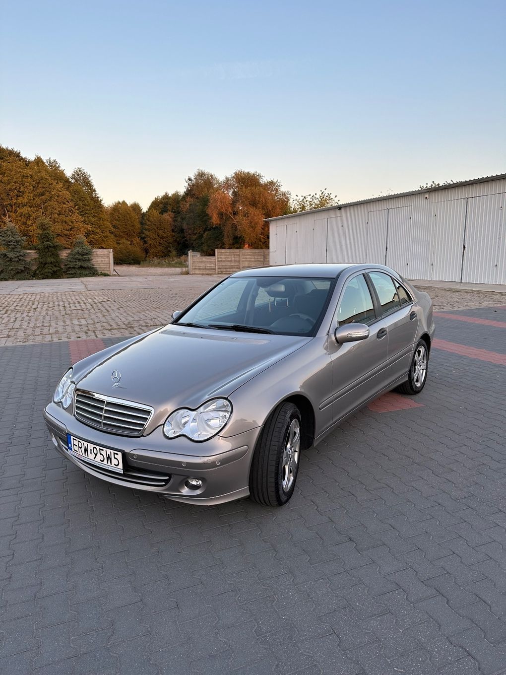 Mercedes-Benz Klasa C Mercedes-Benz Klasa C 180 T Kompressor Classic