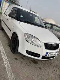 Skoda praktik benzyna z gazem 2010