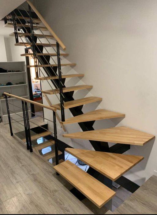 Сходи металеві  1300грн сходинка