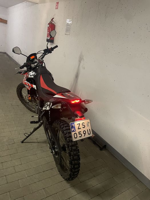 Sprzedam Aprilia RX 125 praktycznie nowy. Cross enduro FV