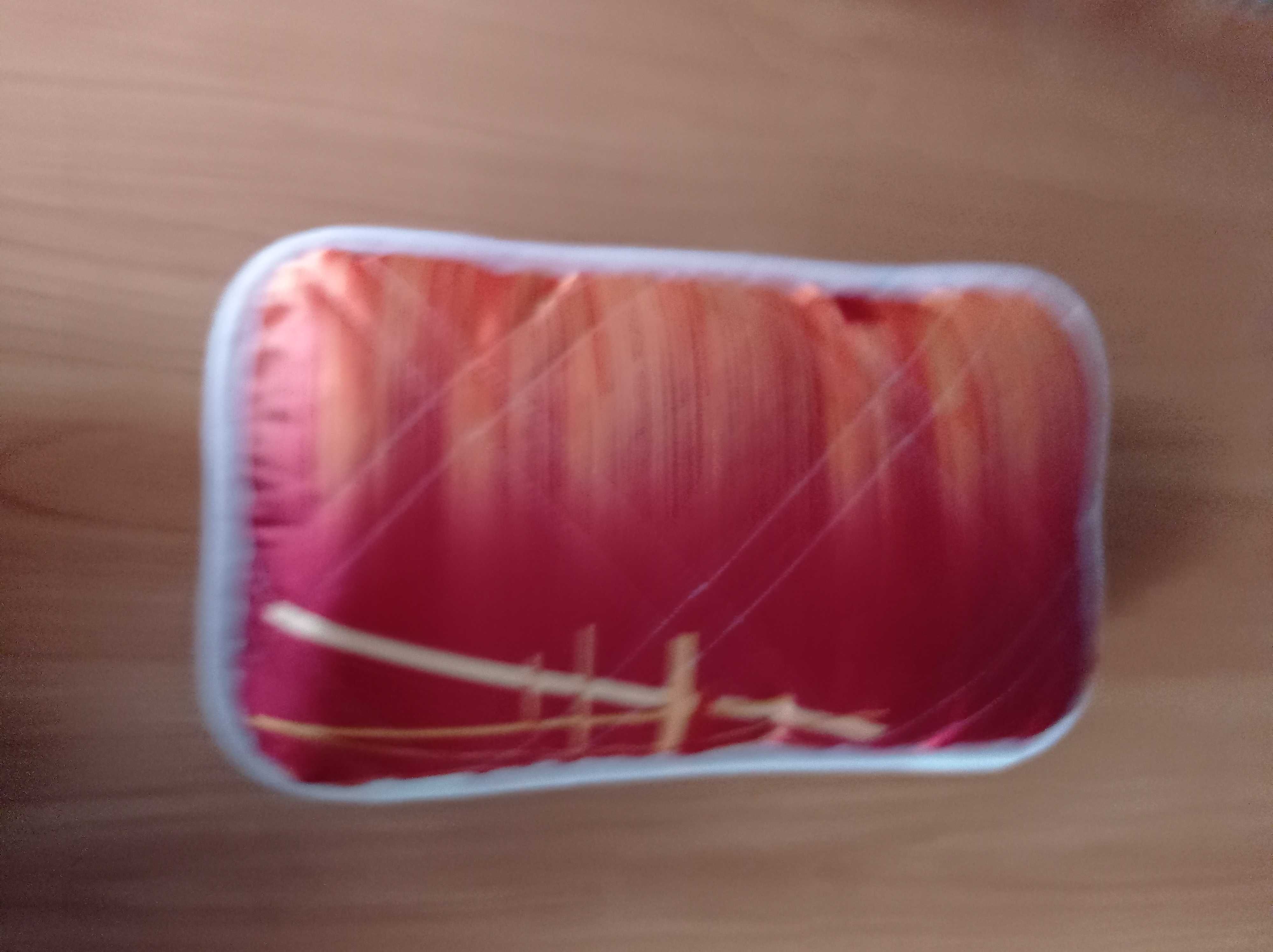 Poduszka wełniana czerwona