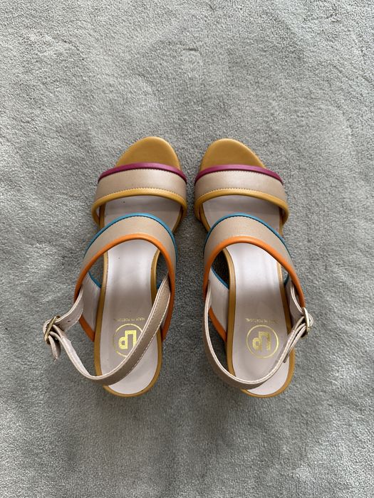 Sandálias Lion of Porches, tamanho 37 (como NOVAS)