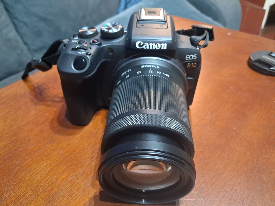 Canon r10 + Rf-s18-150 + rf 100-400
