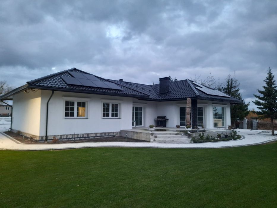 Instalacja Fotowoltaiczna 10.235 kWp + 10,24 kWh magazyn energii