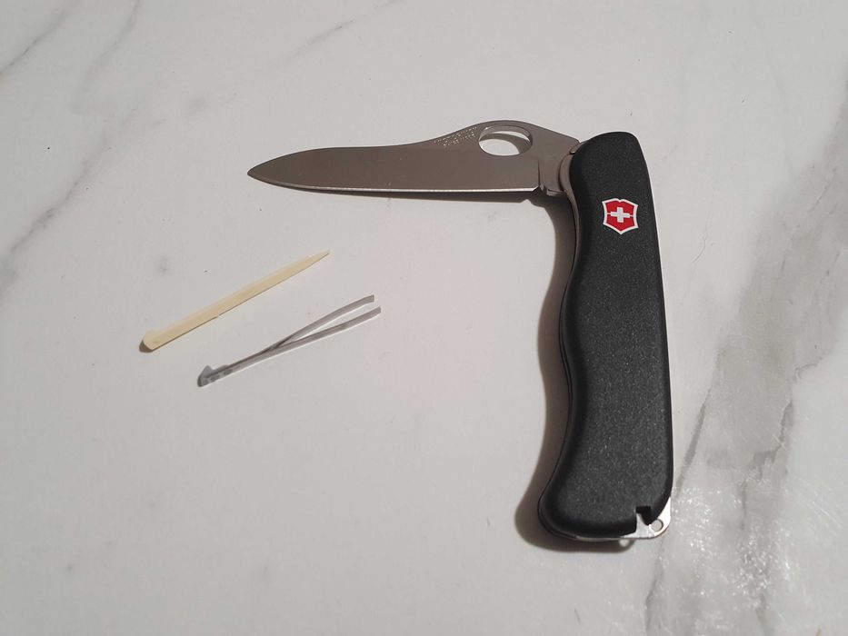 Victorinox One Hand Sentinel