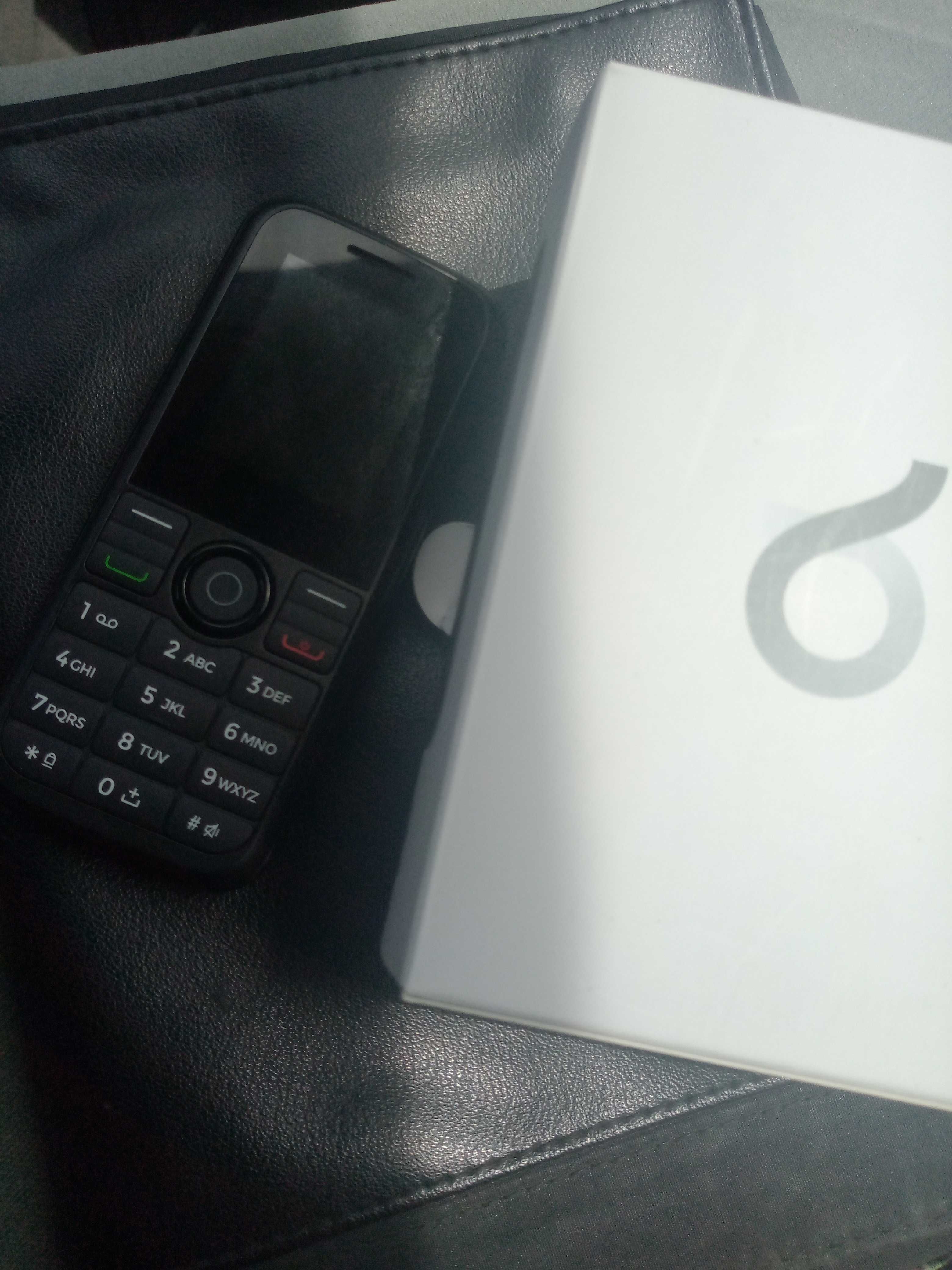 Telemóvel Novo dual SIM
