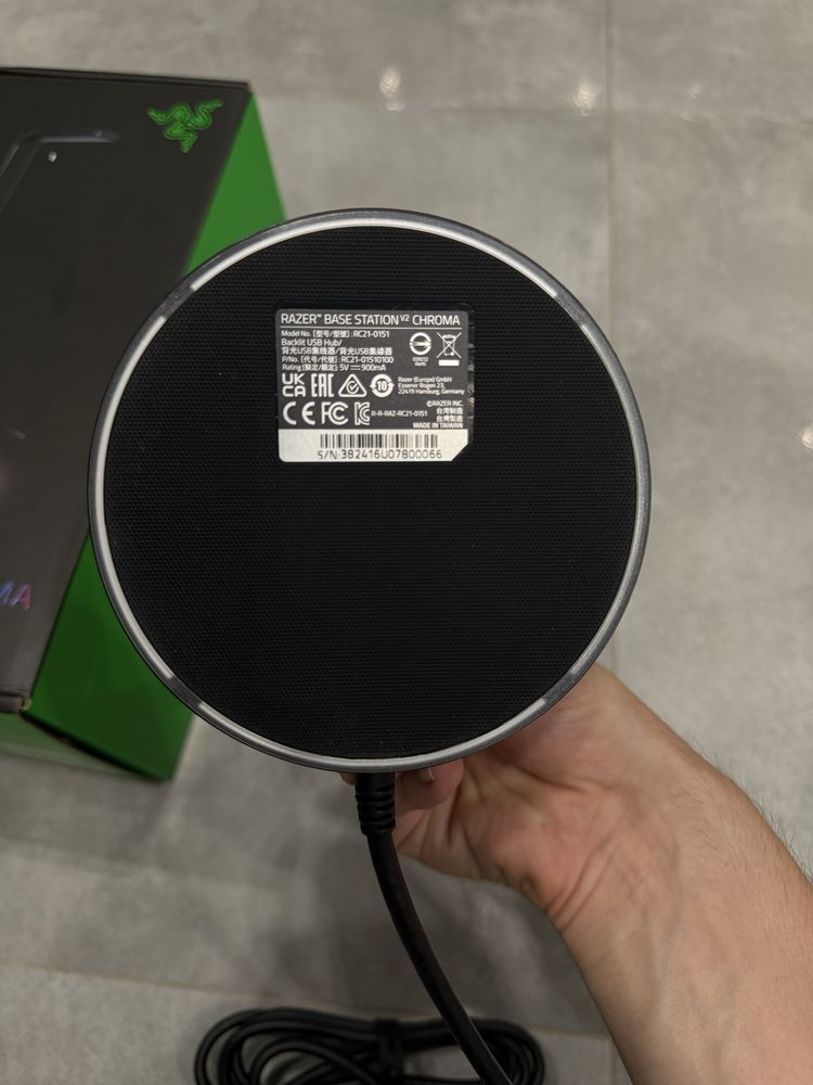 Підставка для навушників Razer Base Station Chroma