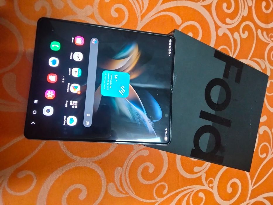 Samsung z fold 4