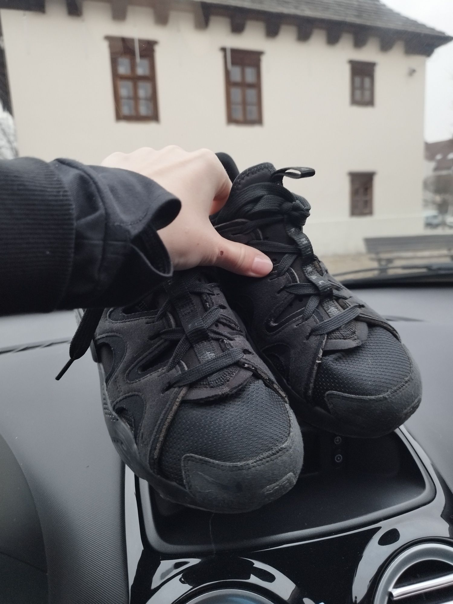 Buty damskie Nike Air Huarache Craft