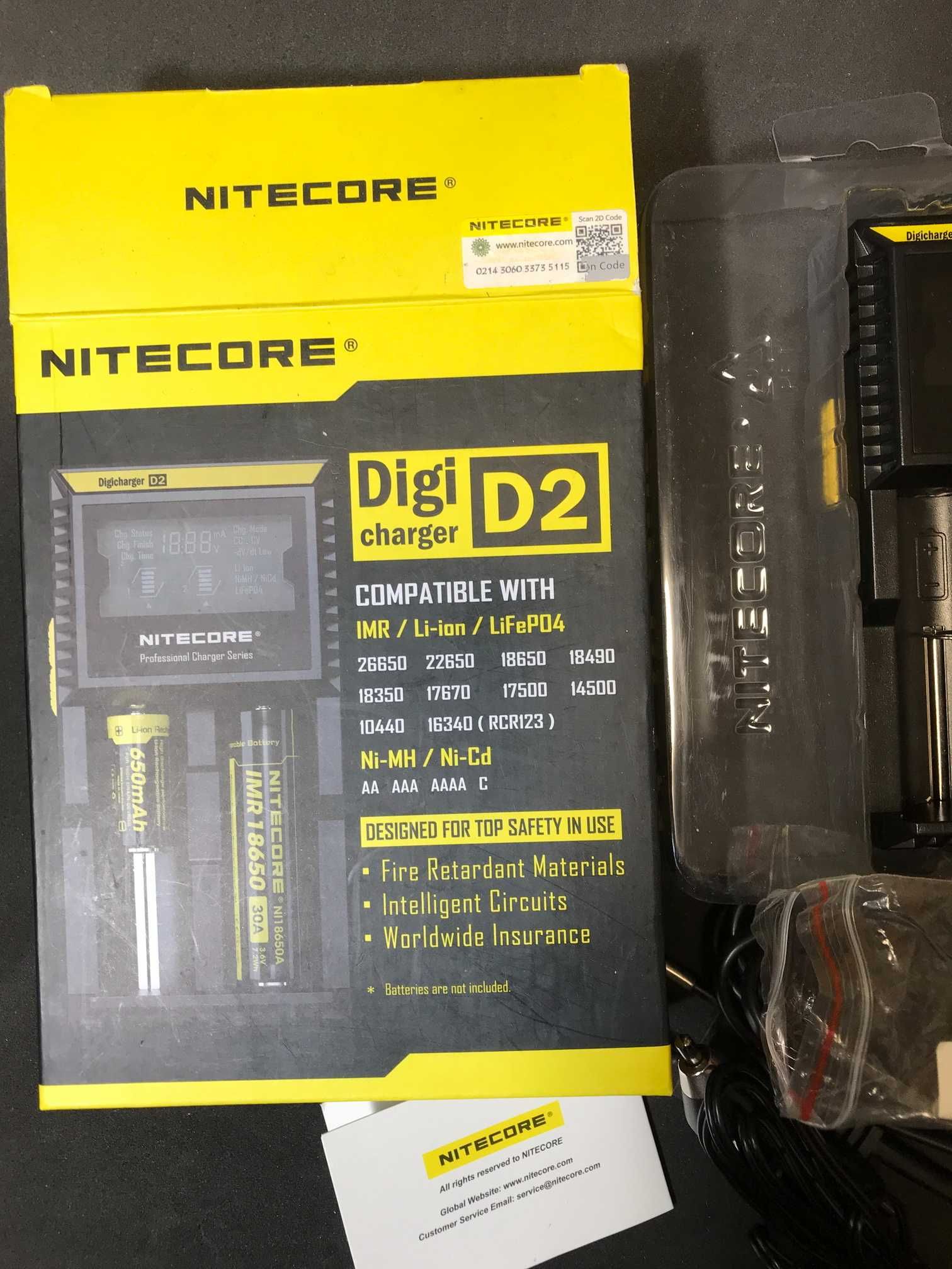 Продам универсальное зарядное устройство Nitecore Digicharger D2