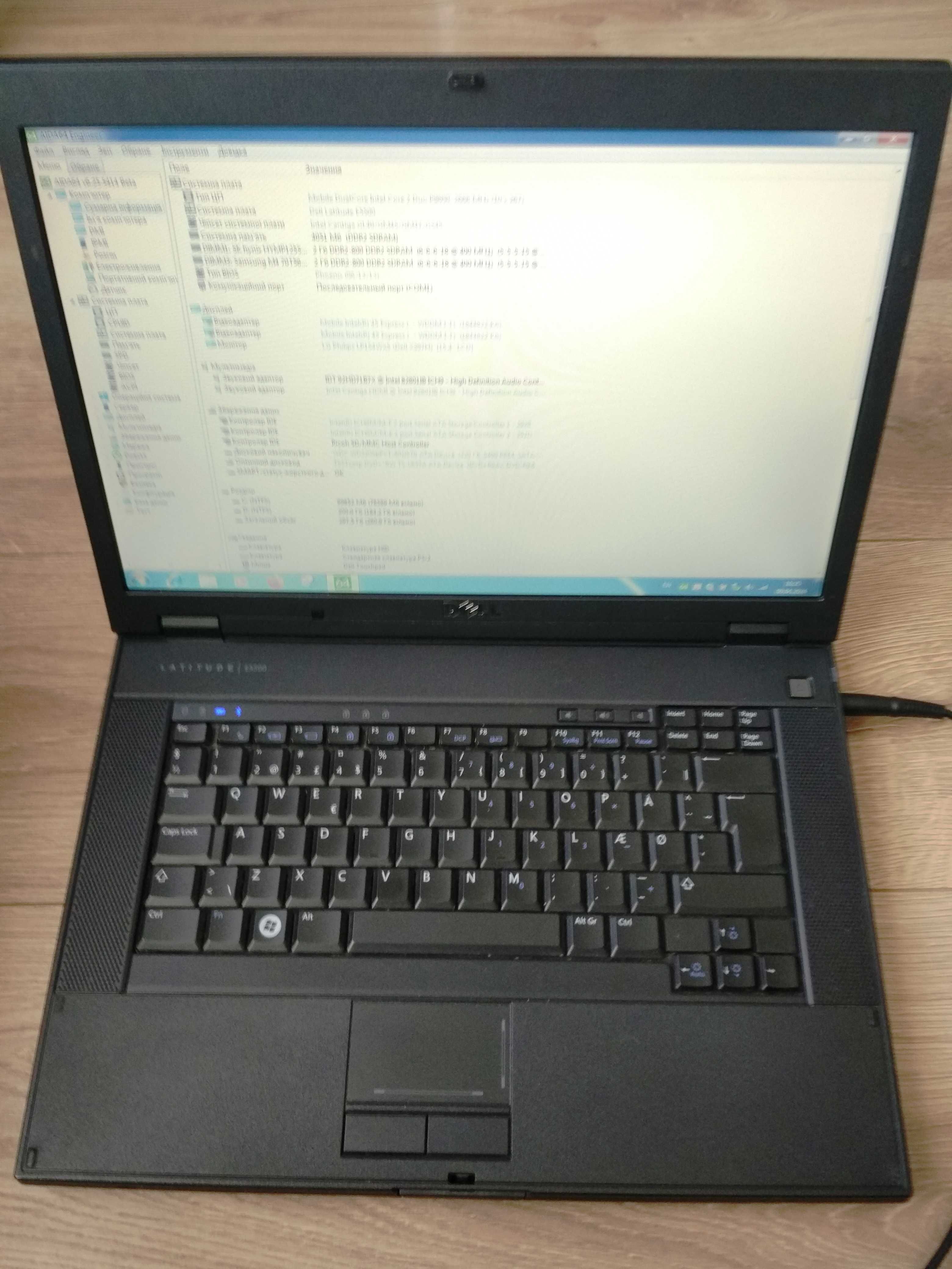 Ноутбук Dell Latitude E5500 T9600 RAM 4 ГБ / HDD 320 ГБ / LAN / Wi-Fi