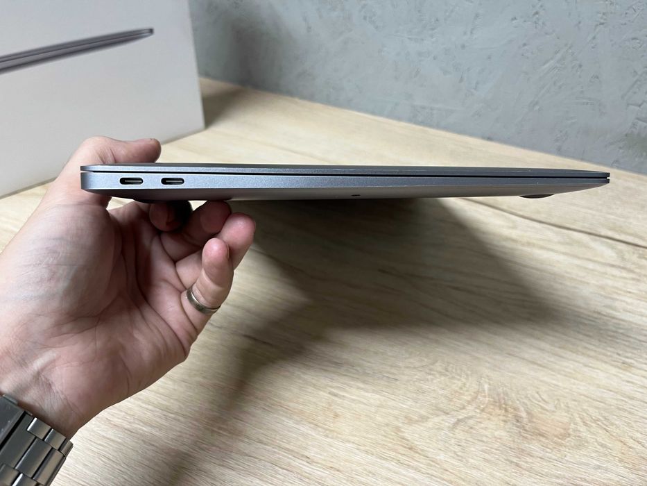 MacBook Air M1 16/256