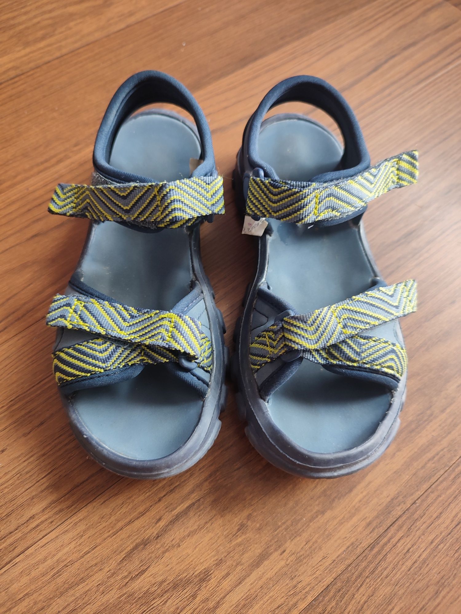 Sandały quechua 32/33 Decathlon