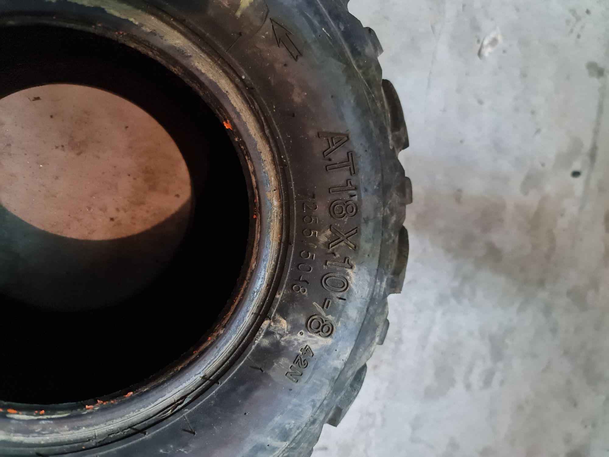 Vendo vários pneus para moto4