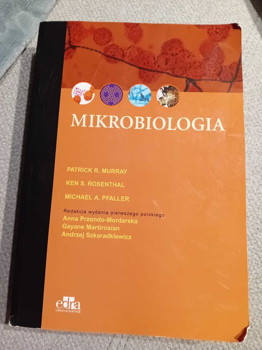 Książka Mikrobiologia