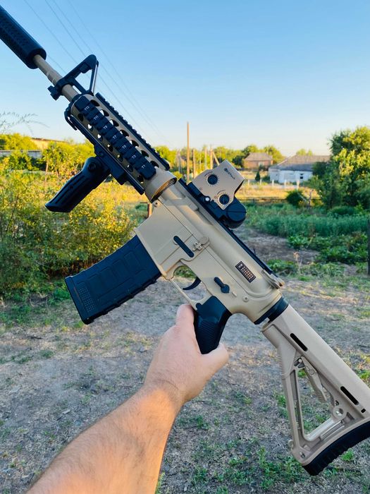 Іграшковий автомат М4А1 на орбізах  ВЕЛИКИЙ орбіган гель бластер