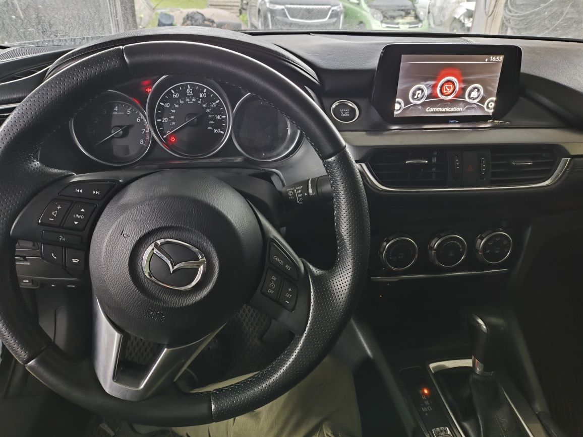 Продам терміново Mazda 6