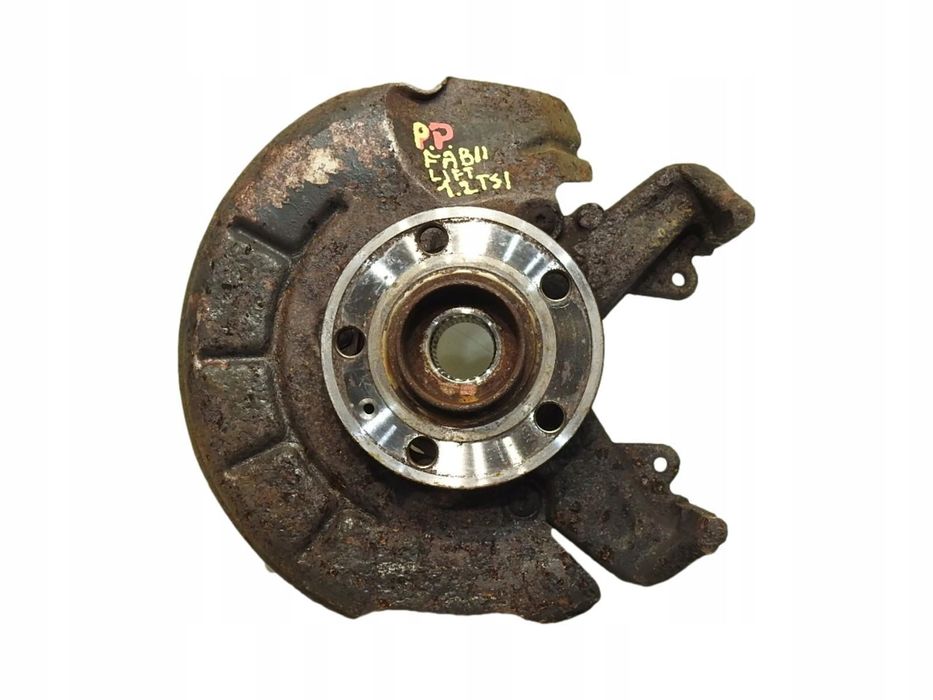 PIASTA ZWROTNICA PRAWY PRZÓD SKODA FABIA II 1.2 TSI