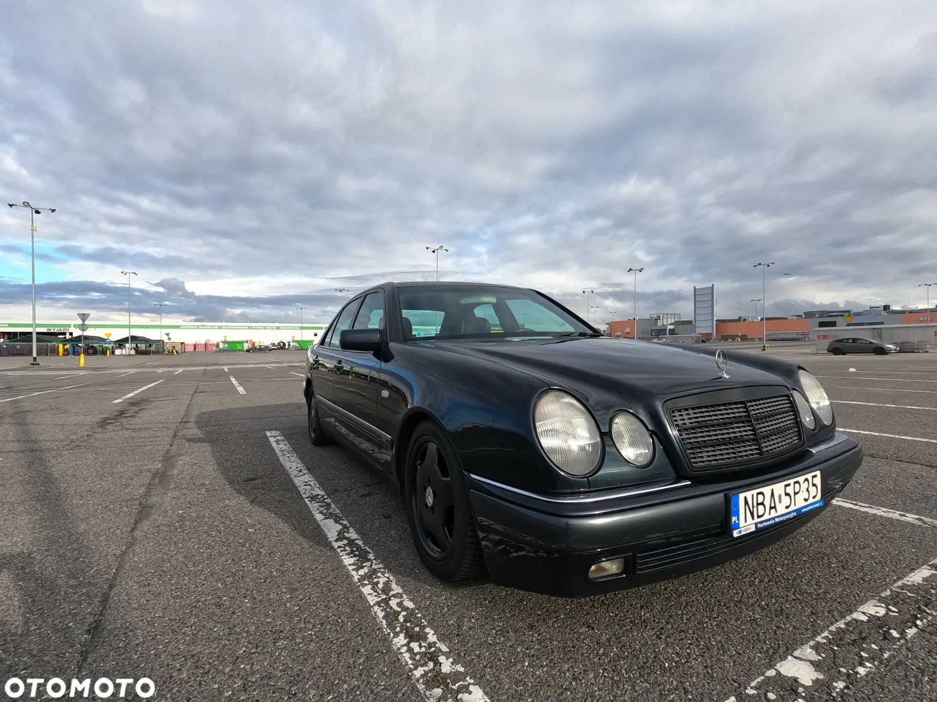 Mercedes W210 300TD OM606