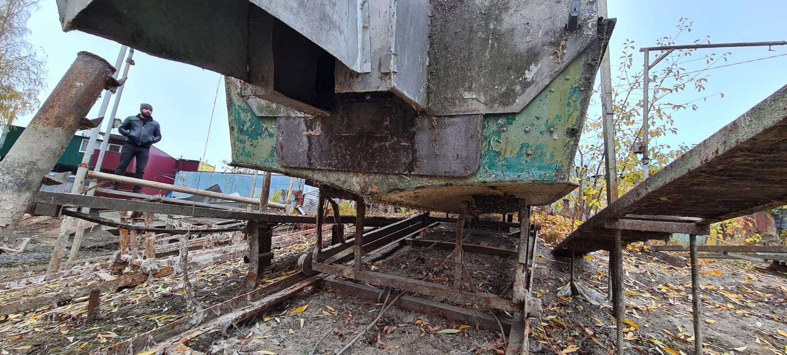 Лодочный причал 1 Човен і місце під човен