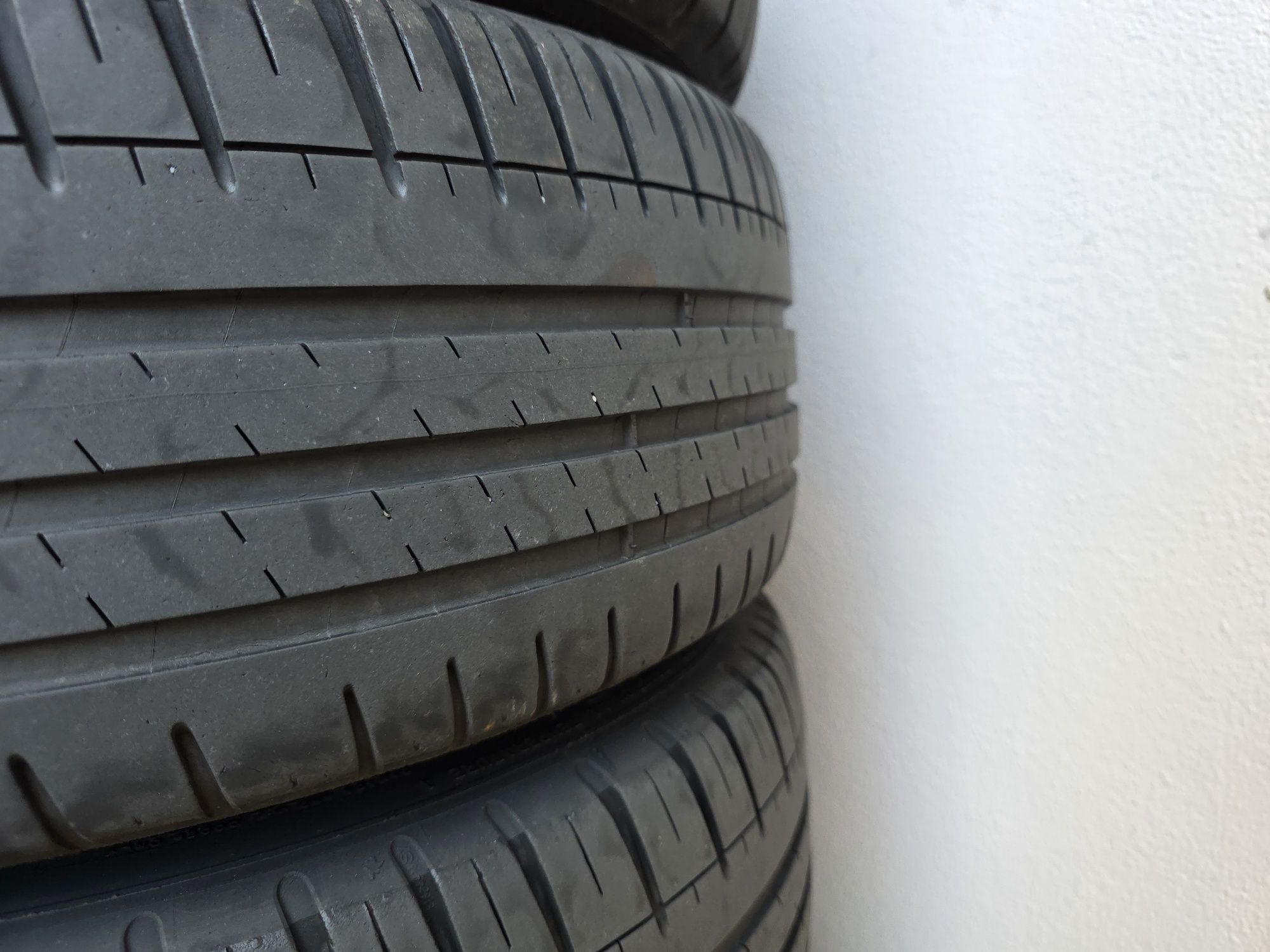 Vendo jantes 16 5/100 com pneus Michelin