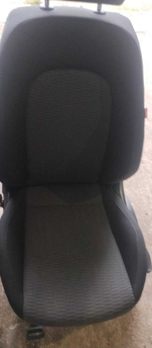 Komplet siedzeń, foteli przednich, kanapa Seat ibiza 6J 5 Drzwi