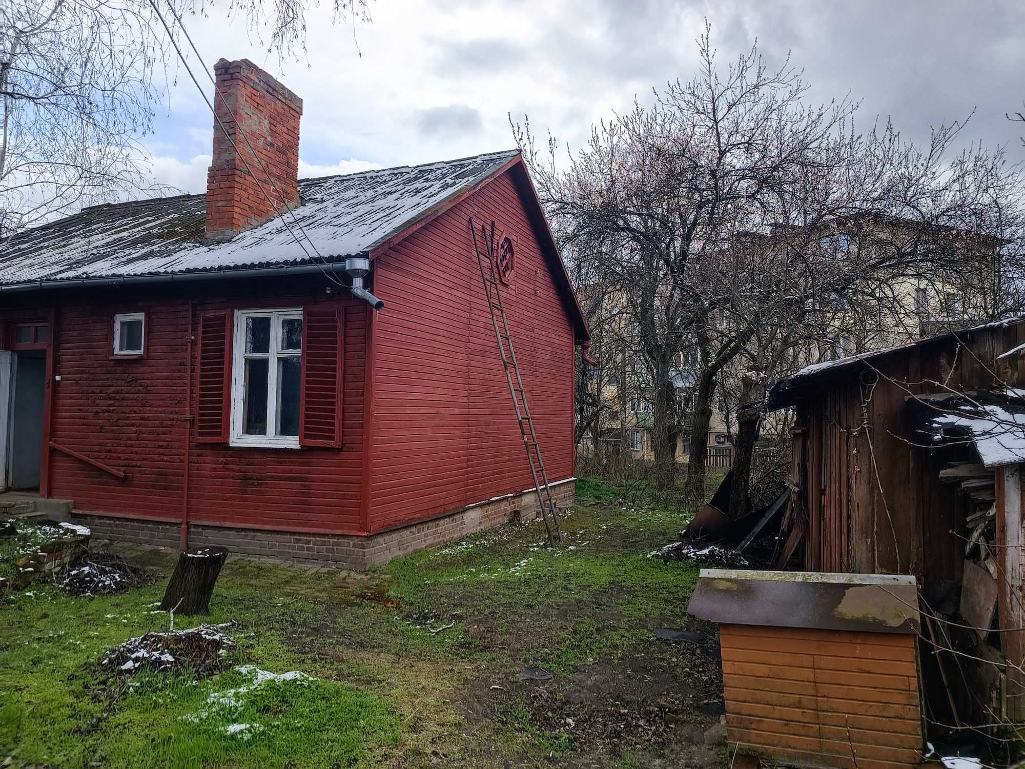 Будинок на ділянці 9,5 соток в ценрі, р-н 5 кутів (С1)