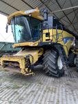 Kombajn New Holland CX8080