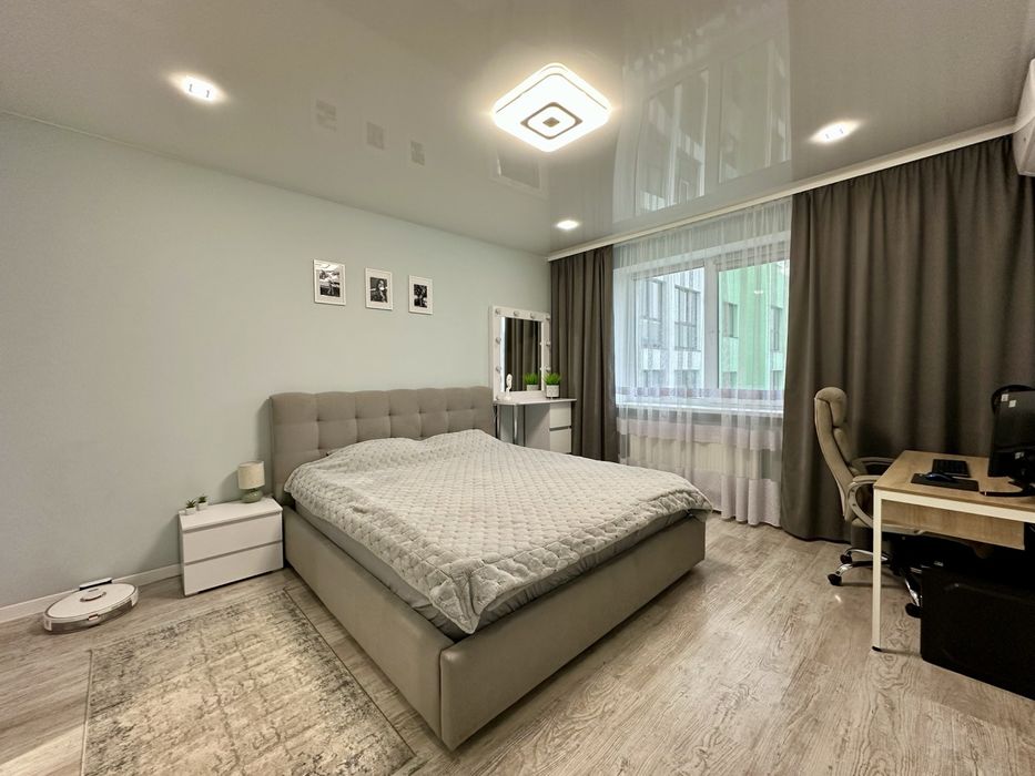 Продам двокімнатну квартиру на Щасливому! Терміново