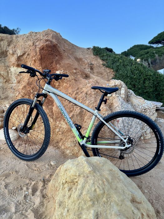 Bicicleta Cannondale trail 8