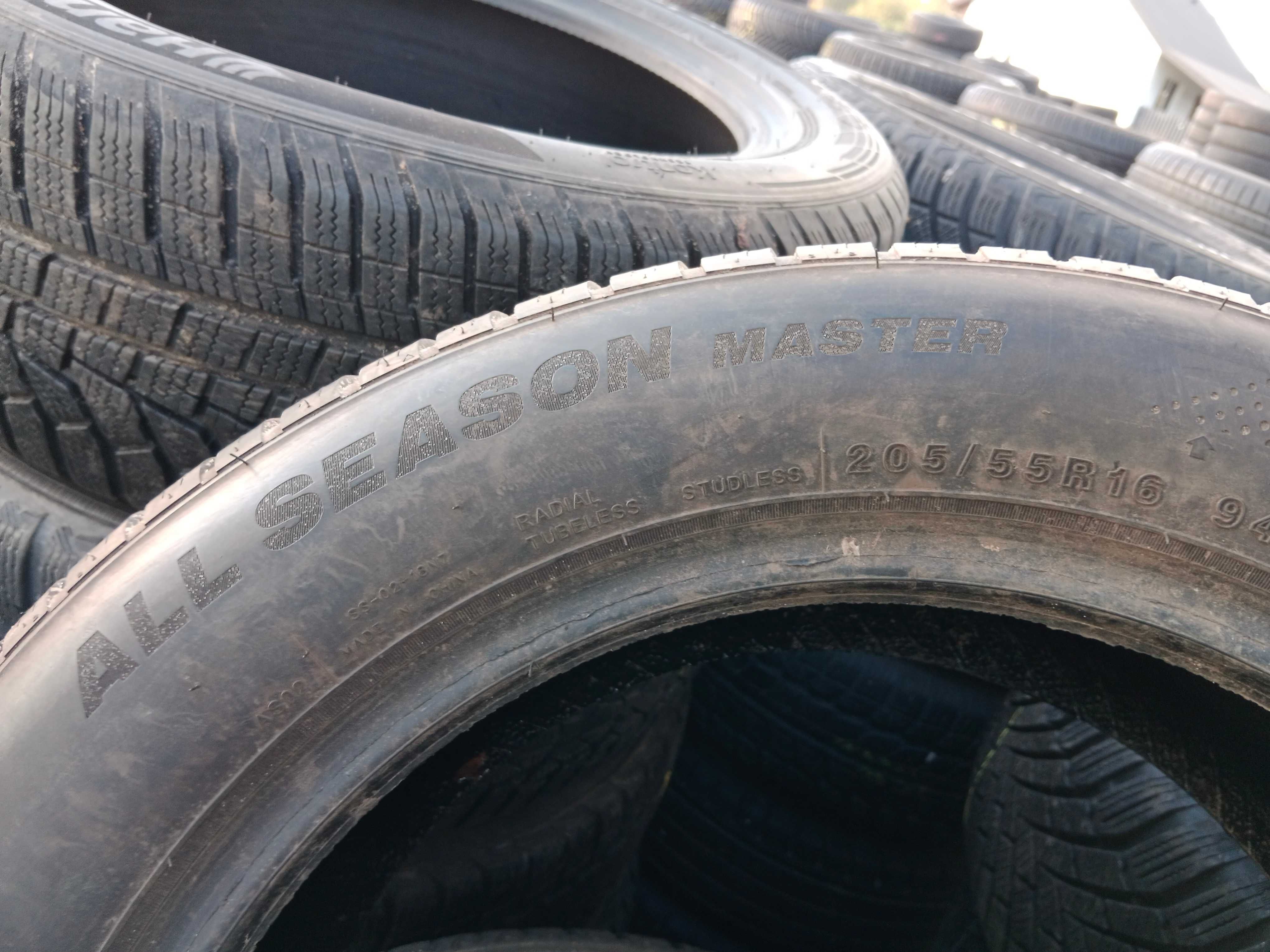 Opona używana 205/55R16 Minerva All Season Master 1szt.