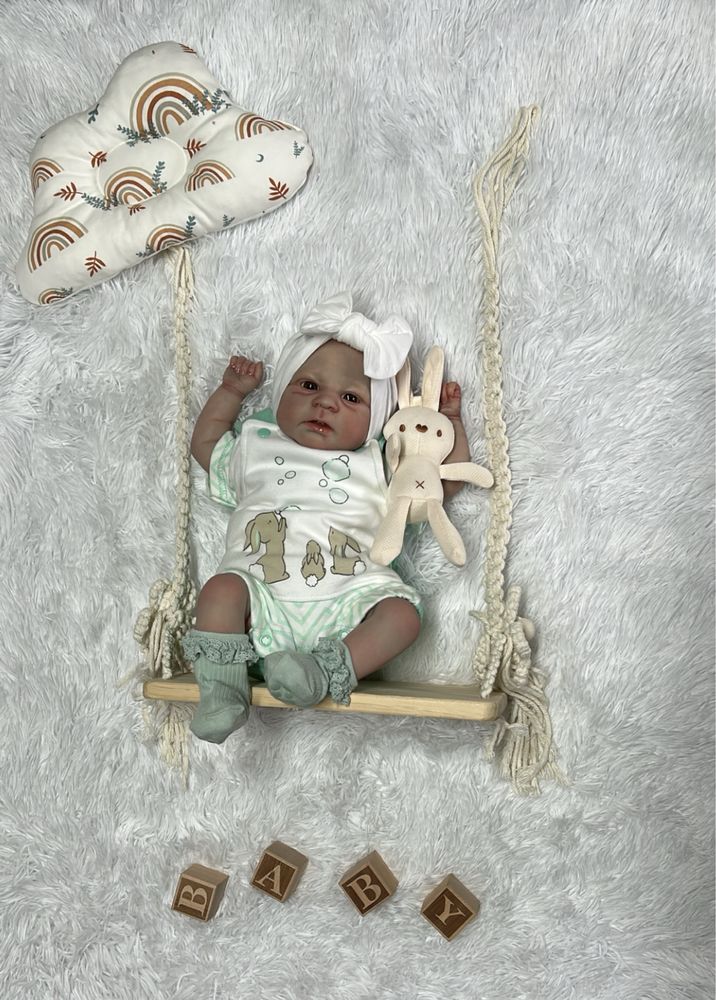 Bebé reborn novo