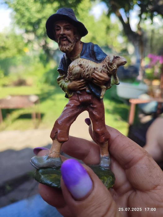 Продам большой выбор статуэтки  для коллекции