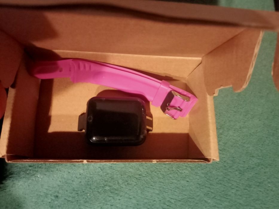 Smartwatch różowy / Wielofunkcyjny inteligentny NOWY zegarek