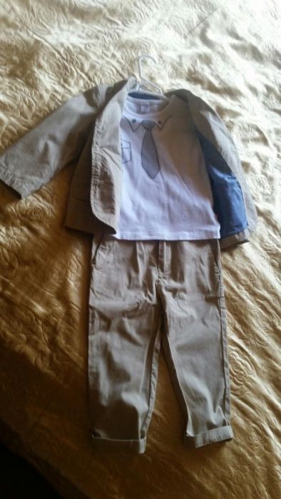 Piękny garniturek H&M.Plus gratisy płaszczyk, koszula,buciki lakierki