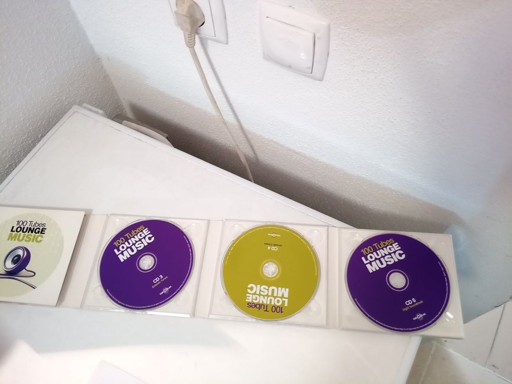 CD"s 100 Tunes Lounge Misic