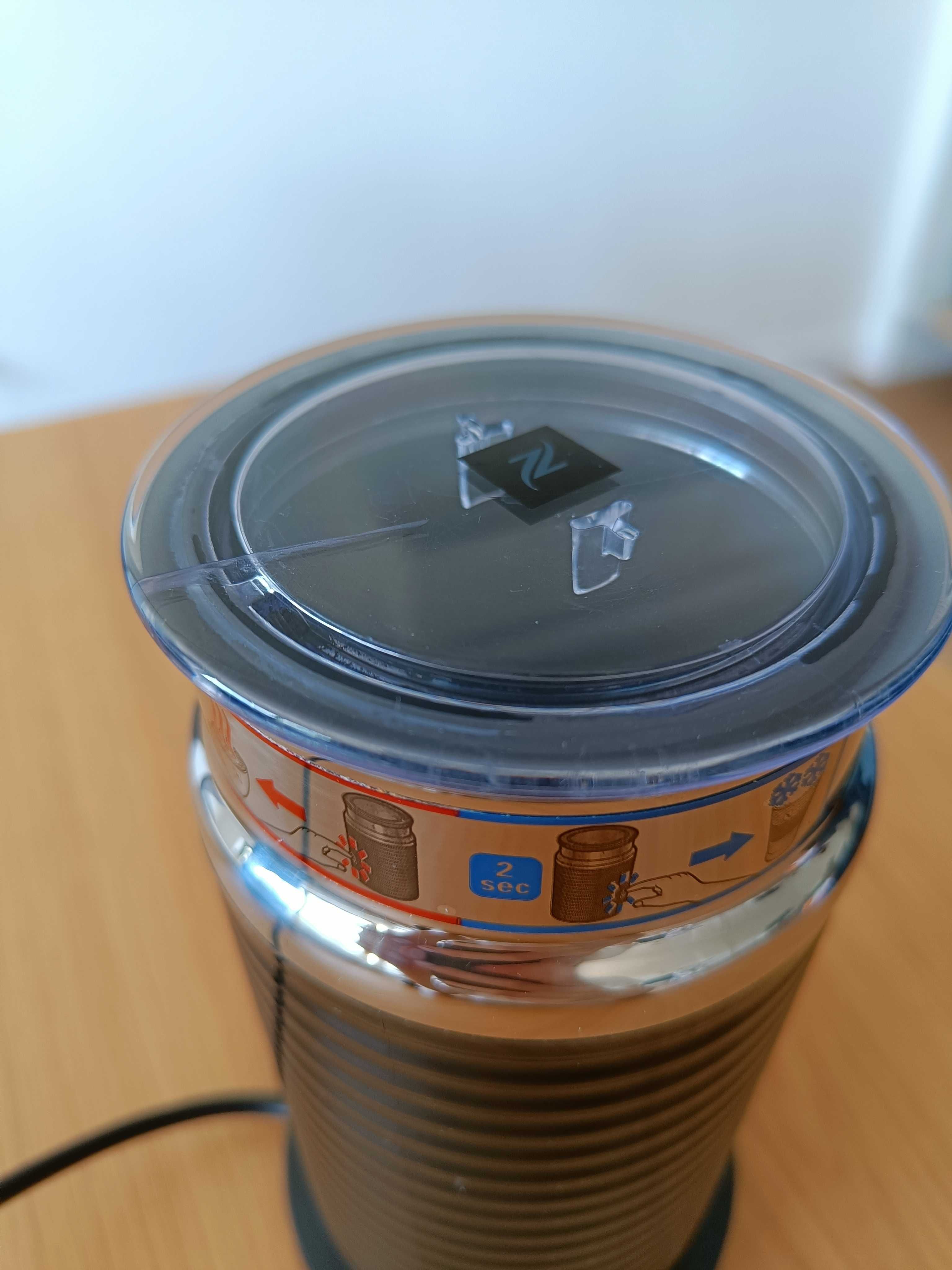 Nespresso Aeroccino 3 - acessório para fazer espuma de leite