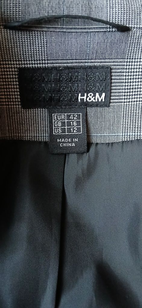 Żakiet HM 42 w drobną kratkę