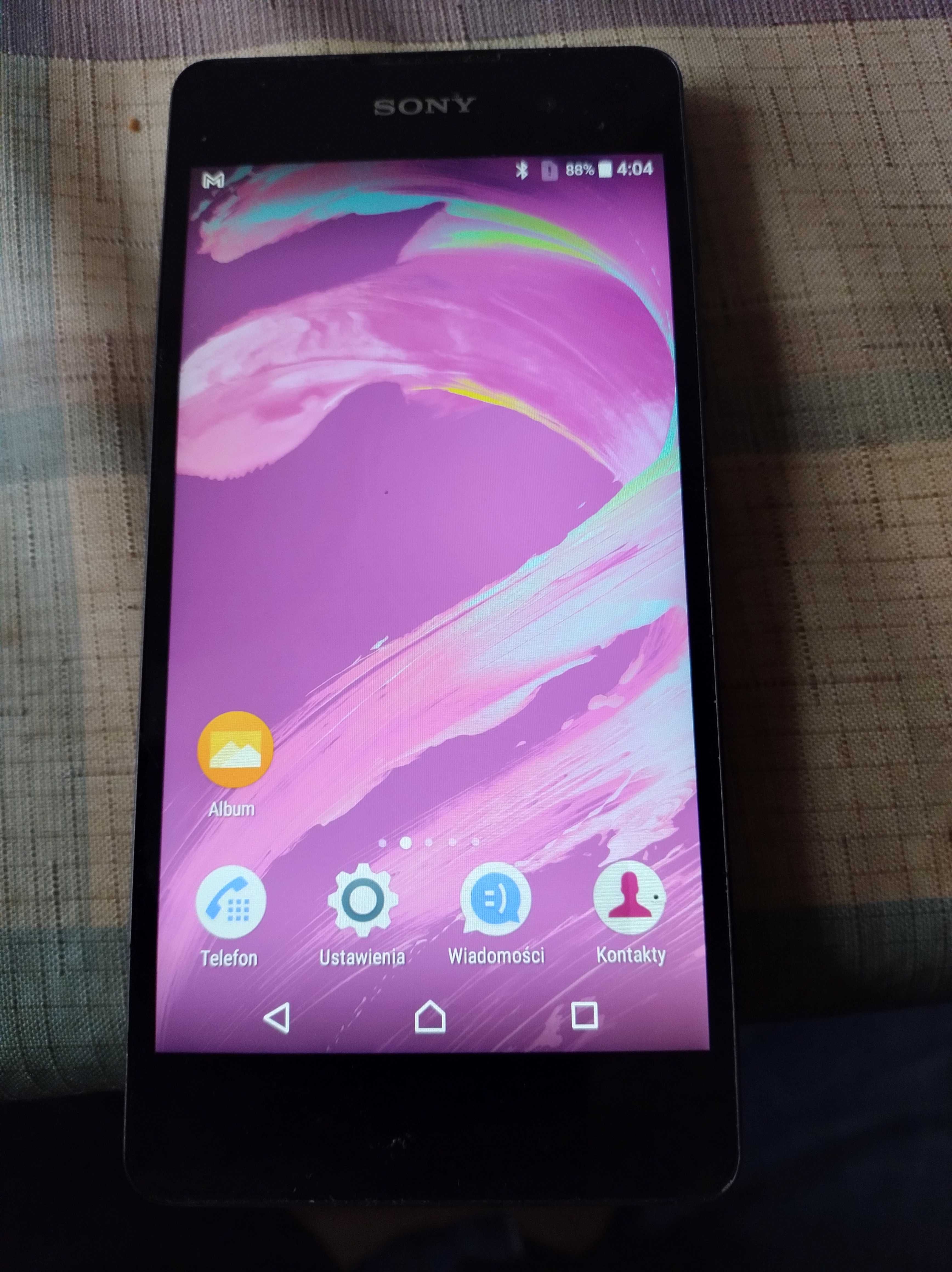 Sprzedam telefon Sony Xperia z Androidem 6.0