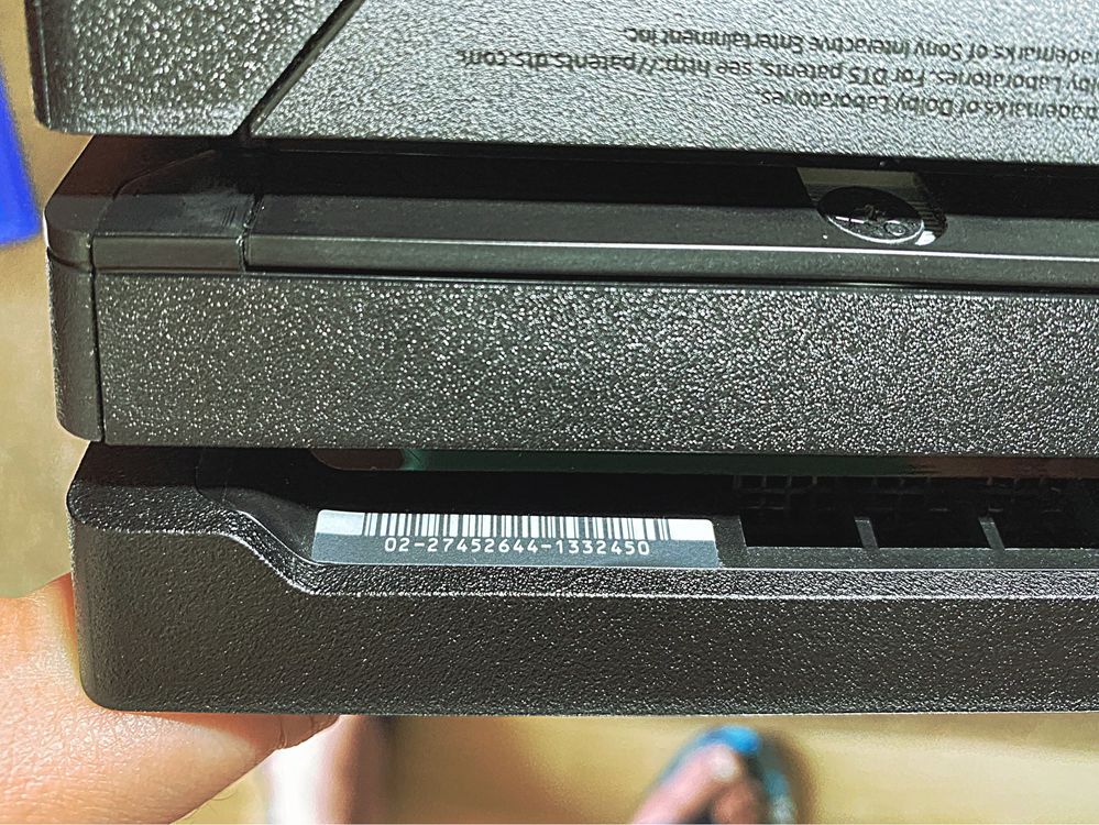 Sony Playstation 4 Pro 1 Tb