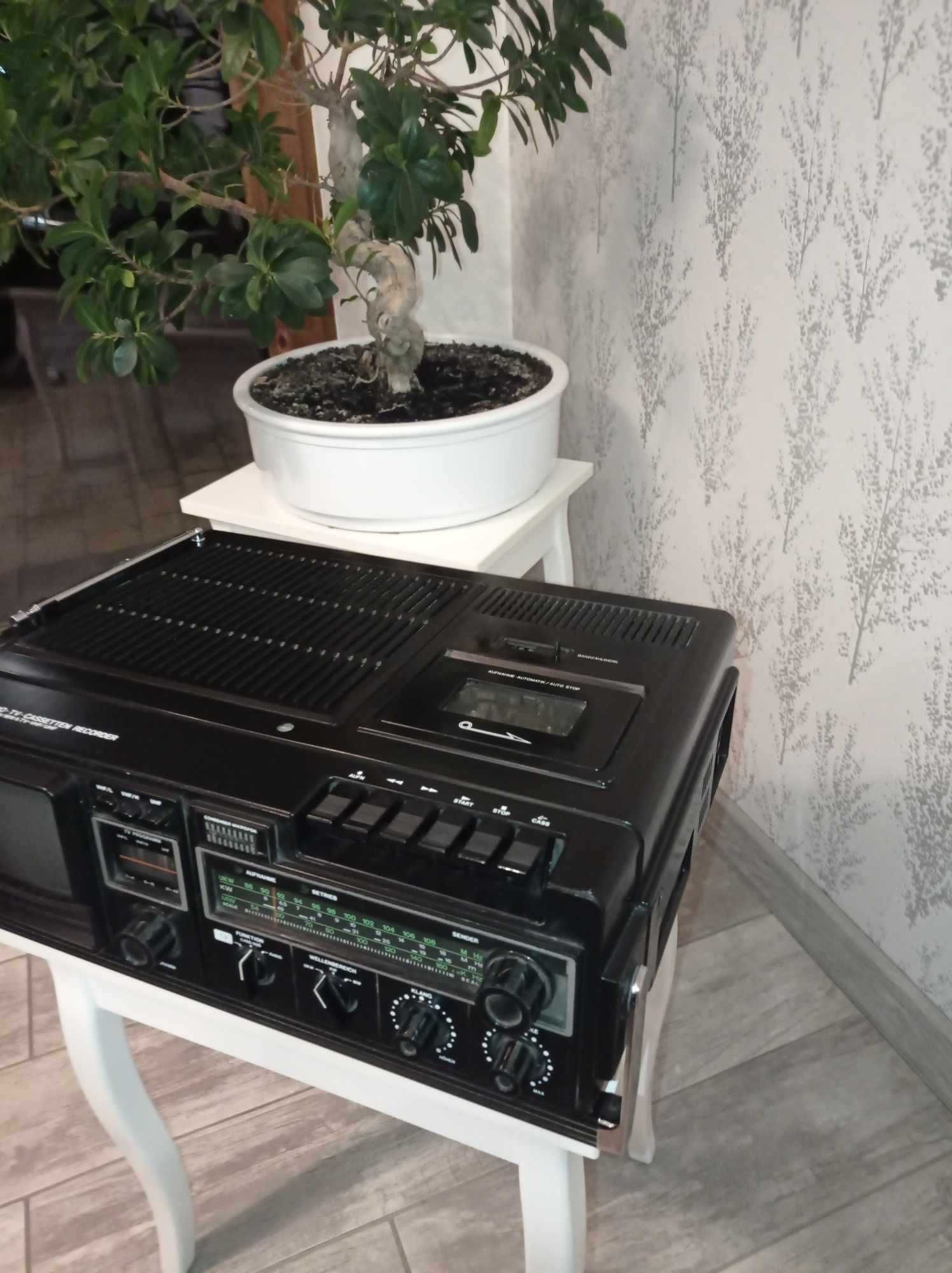 TV-Radio-Cassette ISP RCT-3014 Zabytek Sprawne