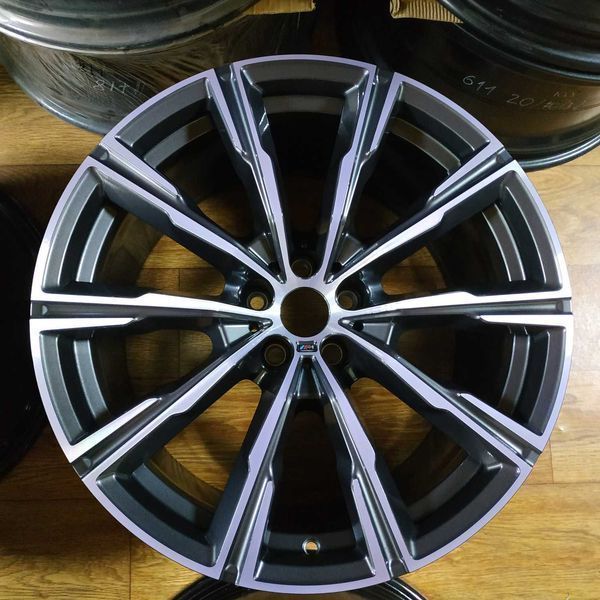 R20 оригінал BMW X5 X6 G05 G06 стиль 740 8071996 8071997 диски бмв